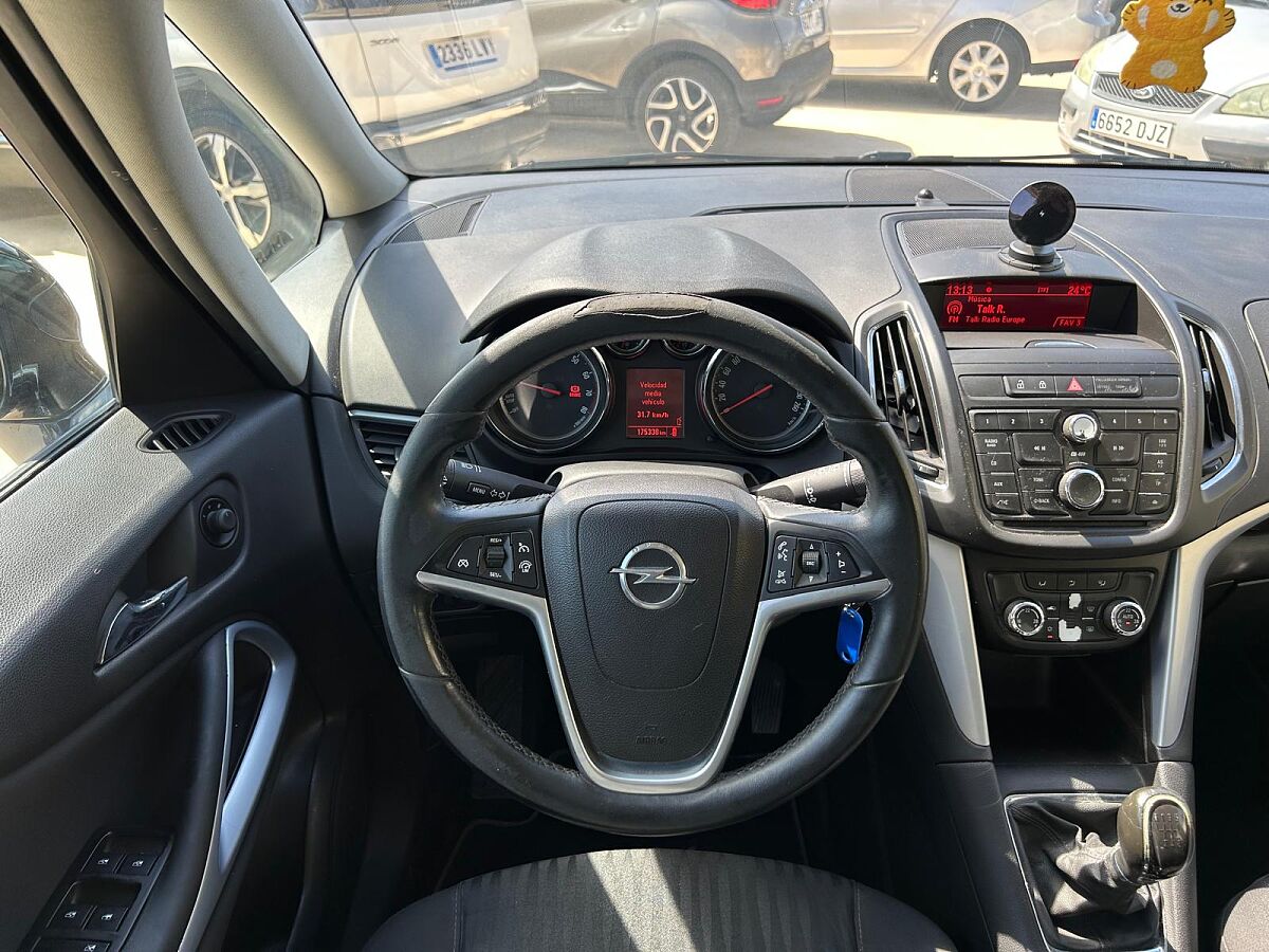OPEL ZAFIRA TOURER 1.4 T SPANISH LHD IN SPAIN 109000 MILES SUPERB 7 SEATS 2014